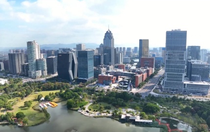        重任在肩，唯有奮斗。近日召開的浙江省新春第一會(huì)，主題就是“忠實(shí)踐行‘八八戰(zhàn)略’高質(zhì)量發(fā)展建設(shè)共同富裕示范區(qū)”。圍繞目標(biāo)，說(shuō)了就干、定了就辦、辦就辦好，持續(xù)促進(jìn)經(jīng)濟(jì)穩(wěn)中向好、社會(huì)大局和諧穩(wěn)定，干在實(shí)處、走在前列、勇立潮頭的浙江正續(xù)寫發(fā)展新篇?！鹃喿x全文】